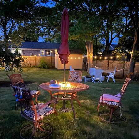 A Cozy Cape House Steps To Restaurants & Beaches ~1.4 Miles Down Scenic Roads Yarmouth Port 外观 照片
