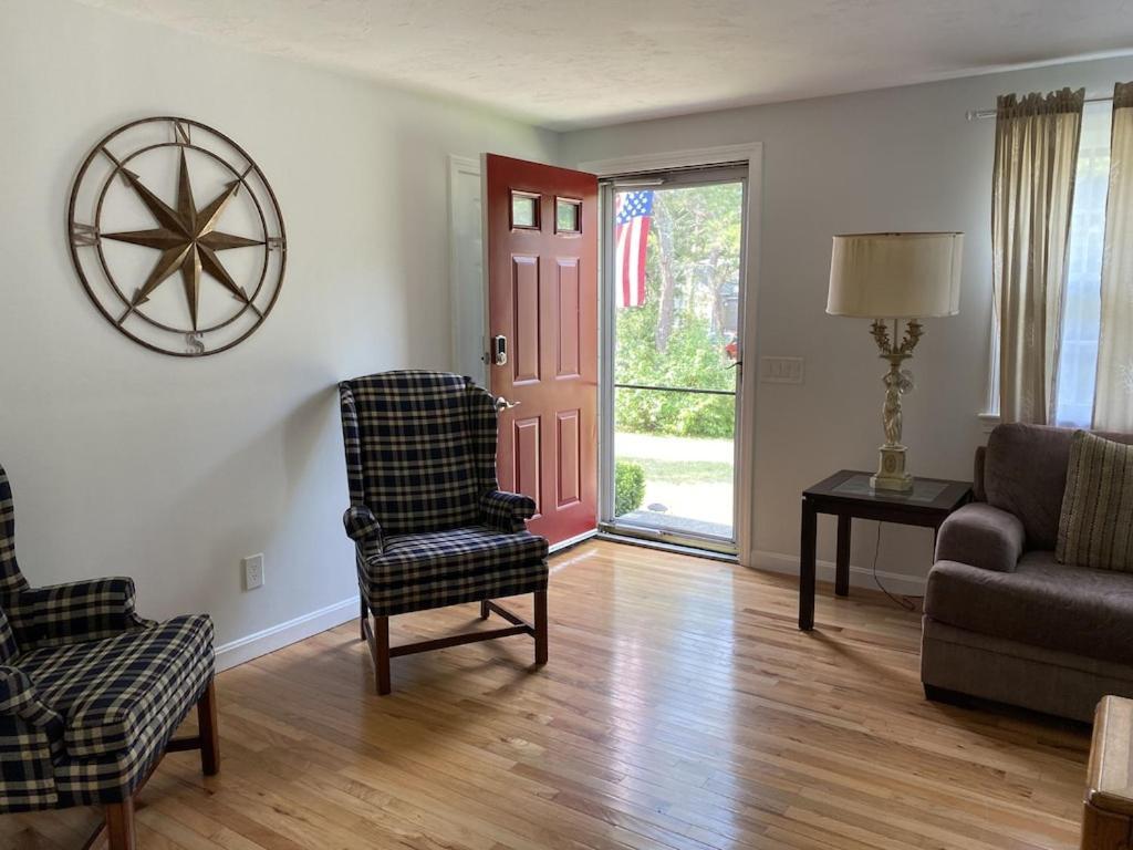A Cozy Cape House Steps To Restaurants & Beaches ~1.4 Miles Down Scenic Roads Yarmouth Port 外观 照片