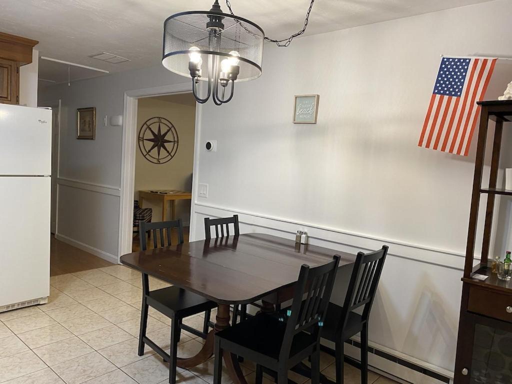 A Cozy Cape House Steps To Restaurants & Beaches ~1.4 Miles Down Scenic Roads Yarmouth Port 外观 照片