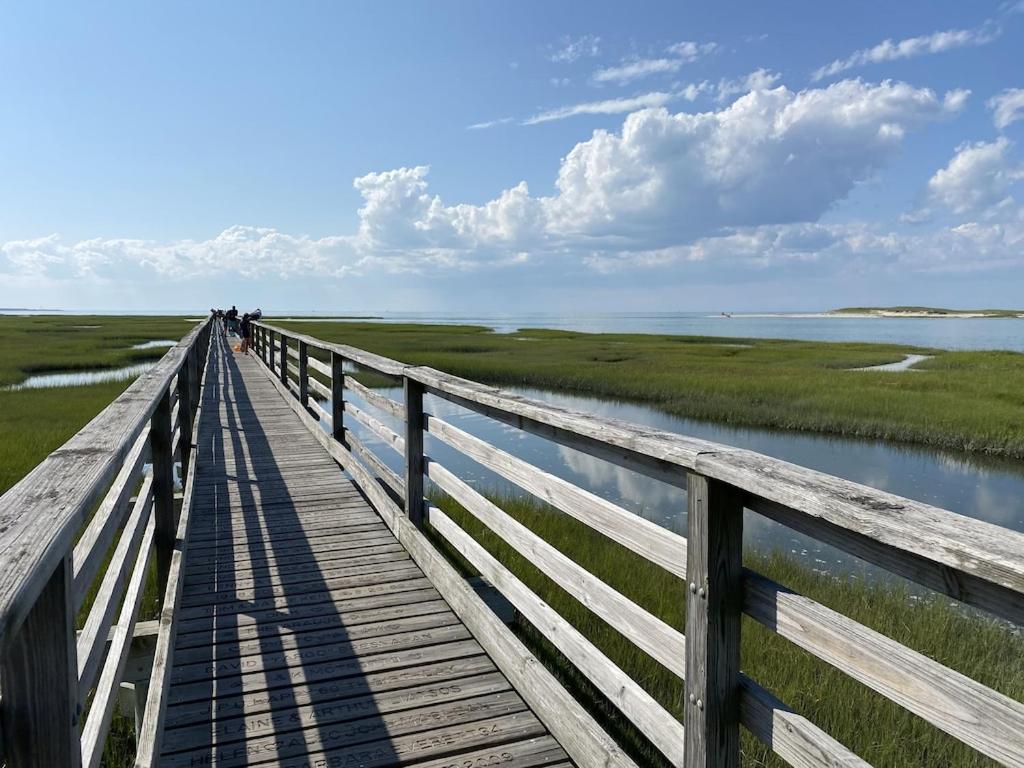 A Cozy Cape House Steps To Restaurants & Beaches ~1.4 Miles Down Scenic Roads Yarmouth Port 外观 照片