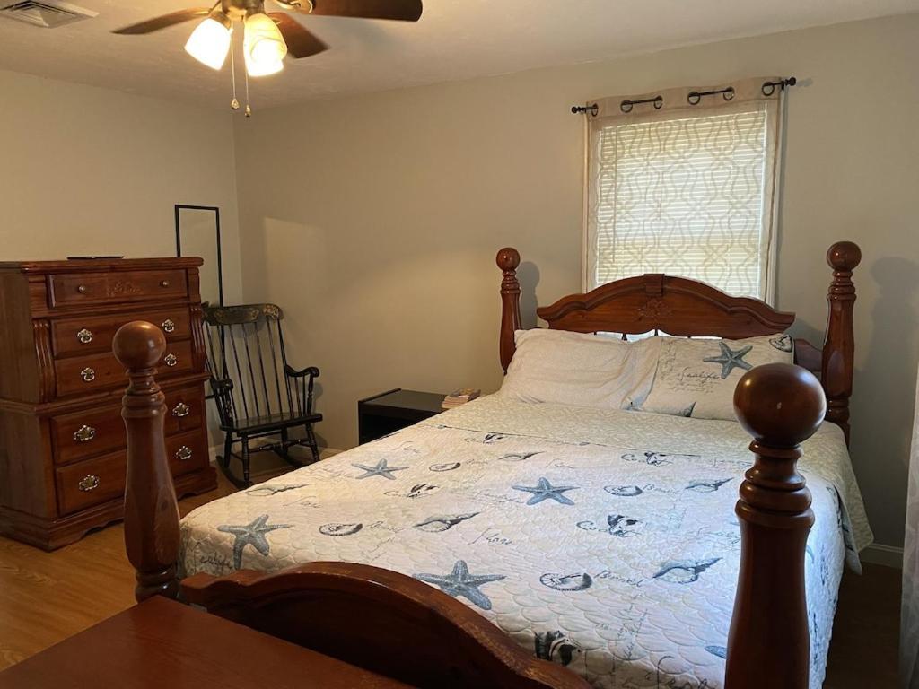A Cozy Cape House Steps To Restaurants & Beaches ~1.4 Miles Down Scenic Roads Yarmouth Port 外观 照片