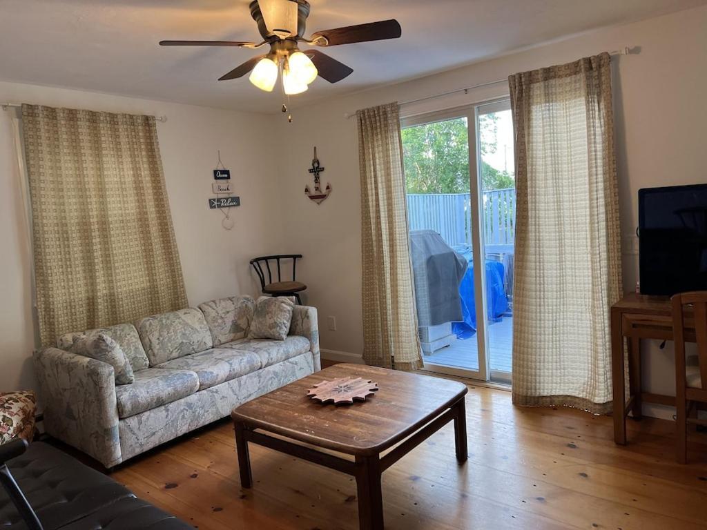 A Cozy Cape House Steps To Restaurants & Beaches ~1.4 Miles Down Scenic Roads Yarmouth Port 外观 照片