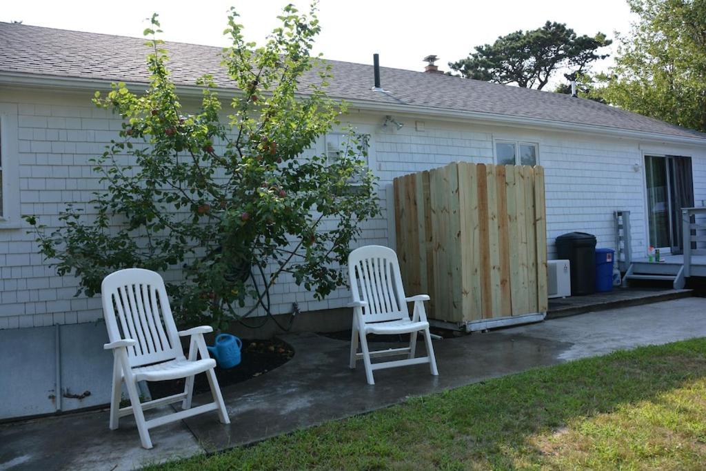 A Cozy Cape House Steps To Restaurants & Beaches ~1.4 Miles Down Scenic Roads Yarmouth Port 外观 照片