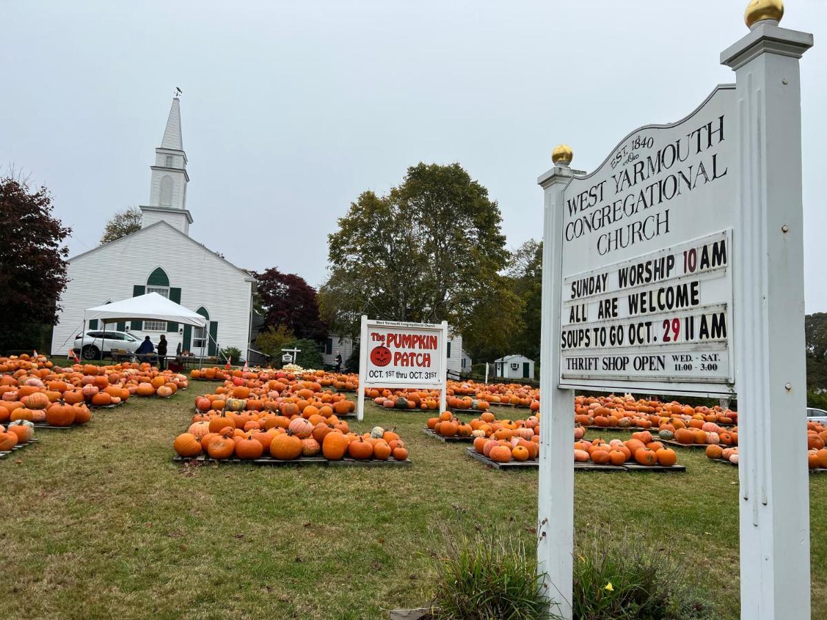 A Cozy Cape House Steps To Restaurants & Beaches ~1.4 Miles Down Scenic Roads Yarmouth Port 外观 照片