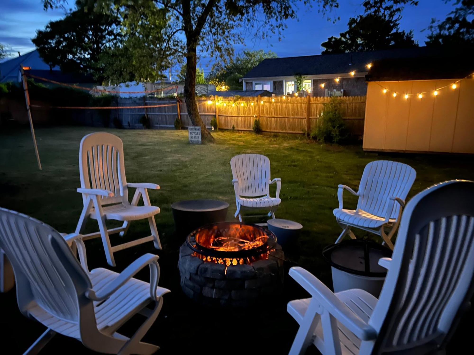A Cozy Cape House Steps To Restaurants & Beaches ~1.4 Miles Down Scenic Roads Yarmouth Port 外观 照片